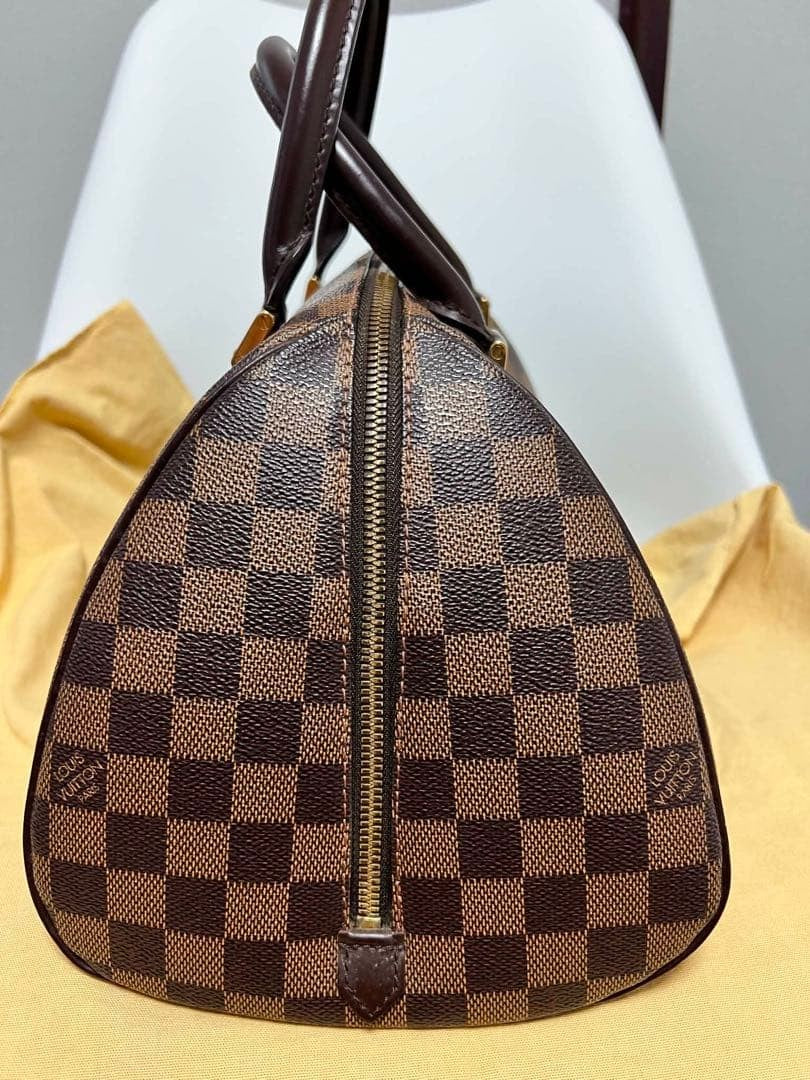 LOUIS VUITTON Damien Rivera #QY8SQA