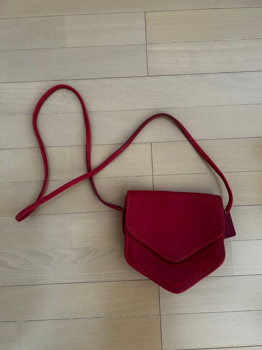 Coach Old Shoulder Bag, Red #QYL8EG