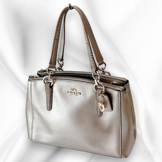 COACH 2-Way Shoulder Bag with Heart Keychain (y2k) #QYJXT9