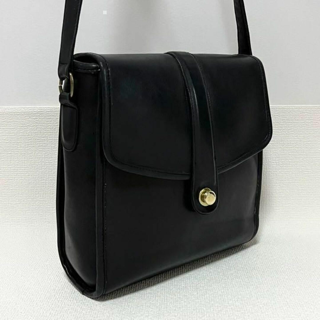 USA OLD Coach Leather Shoulder Bag with Hook Closure #QY7B1G