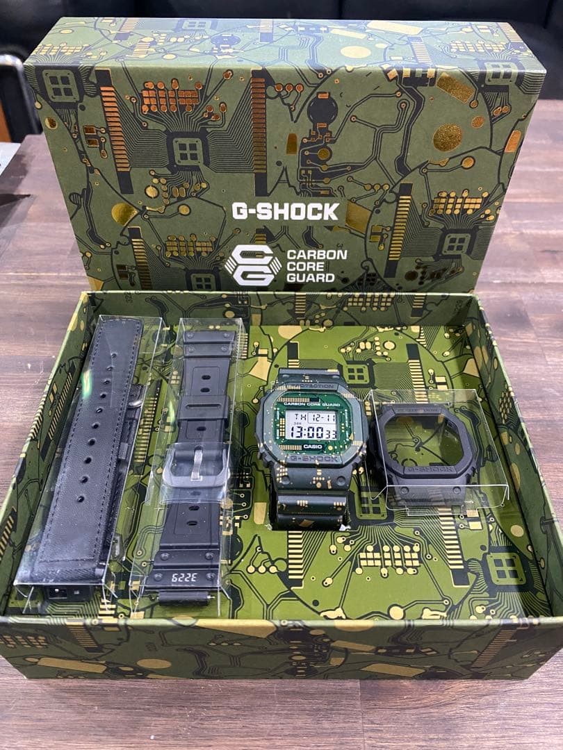 CASIO G-SHOCK DWE-5600CC with replacement bezel C007140 #QYAIUD