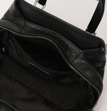 CHANEL Black Leather Handbag #QYGQHH
