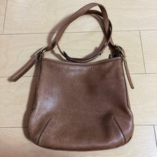 Classic Coach shoulder bag, model 9204, made in the USA. #QYFVKZ