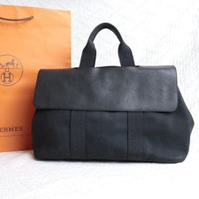 HERMES Valparaiso MM Tote Bag Handbag Black #QY30KW