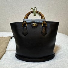 GUCCI Diana Medium Black Leather Handbag #QYBTM2