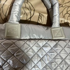 CHANEL Coco Cocoon Quilted Handbag #QYEST3