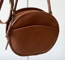 Old Coach Leather Shoulder Bag, Brown, Round Shape #QY133W