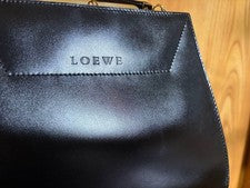 LOEWE handbag, black, with clasp closure. #QY5DYQ