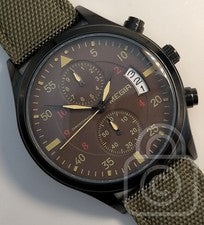 Model: Aviator's wildness and stylishness coexist / Chronograph, slide c #PFECZH