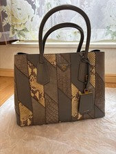 PRADA Saffiano Handbag #QY73E1