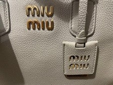 miumiu popular Cute♡Leather hand shoulder bag