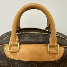 LOUIS VUITTON Monogram Handbag White Monogram Canvas #QYGXOM