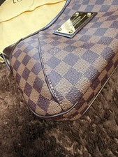 LOUIS VUITTON Damier Thames PM Handbag LOUIS VUITTON #QY7BYG