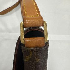 LOUIS VUITTON Monogram Shoulder Bag #QYKED5