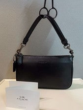 Coach handbag, bag, pouch, phone case. #QYAAWX