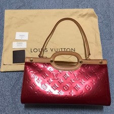 LOUIS VUITTON Roxbury Drive Monogram Vernis Pomme d Amour Red #QY2U91