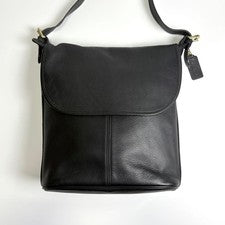 COACH Old Coach Flap Shoulder Bag, Made in USA Black Leather #QYF0FK