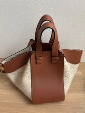 LOEWE Hammock Bag Anagram #QYINWB