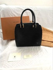 LOUIS VUITTON Epi Pont Neuf Handbag, Black Epi Leather #QYBT86