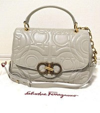 Salvatore Ferragamo brand logo pattern leather handbag ♡ Beige #QY7Z8K