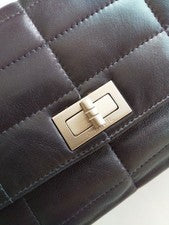 CHANEL Black Leather Handbag withGuarantee Card Classic Hawaii 25x15cm Mod #QY5TJH