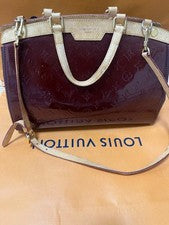 LOUIS VUITTON Bordeaux Patent Leather Embossed Monogram Handbag #QY7J4U