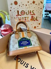 LOUIS VUITTON Alma Gold Leather Handbag #QY73Q1