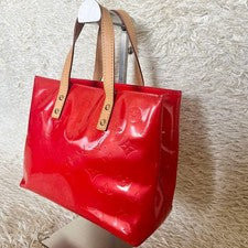 LOUIS VUITTON Vernis Monogram Lead PM Bag (Red) - Official Store #QYAZ8Q