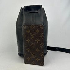 Coach Old Coach Shoulder Bag, Drawstring, Leather, Black, 9984 #QY3FZN