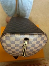 Louis Vuitton Damier handbag #QYB6RW