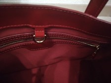 LOUIS VUITTON Vernis Red Handbag #QYL241