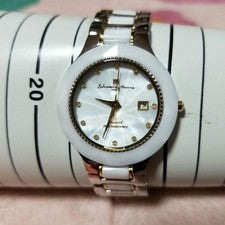 White shell and 12 diamonds included. #QY731K