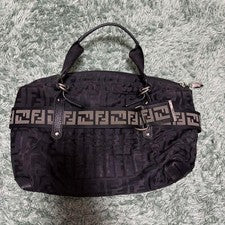 Fendi Black Handbag with Logo Design #QY3VLJ