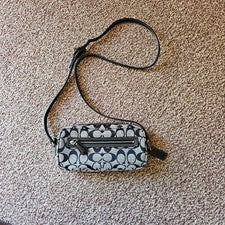 OLD COACH Signature Accessory Bag #QYINWV