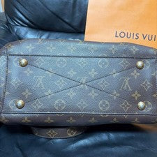 LOUIS VUITTON Montaigne Monogram Bag with Bonus Band #QYDJQD