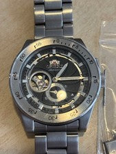 ORIENT REVIVAL Retro Future Watch #QYJB1V