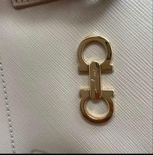 FERRAGAMO subtle light pink bag, with box. #QYIGOS