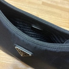 PRADA Re-Edition 2000 Nylon Handbag #QY31LJ