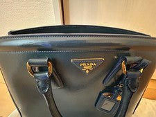 PRADA Saffiano Galleria (with guarantee card) #QY1S27