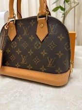 LOUIS VUITTON Alma BB Monogram Handbag #QY61CE