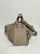 Receipt included. Loewe Hammock Bag Small Sand #QY3GN2
