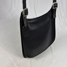 OLD COACH Shoulder Bag/Sacoche (Black) #QYC0NS