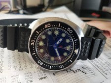 Dagas Typhoon, 300M water resistant, sapphire crystal, classic dial, 500 #QYAPW8