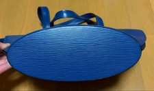 Louis Vuitton Epi Handbag, Blue LOUIS VUITTON #QYKDXV