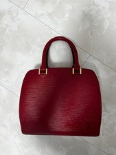 LOUIS VUITTON Epi Pont Neuf Handbag, Red. Epi Leather #QY4I72