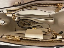 MICHAEL KORS White Leather Handbag with Shoulder Strap #QYCOL3