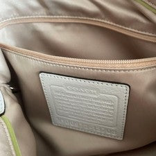 COACH Old Coach Women's Shoulder Bag, White, Classic #QY7Y98