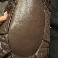 CHANEL quilted handbag, brown #QYAC74
