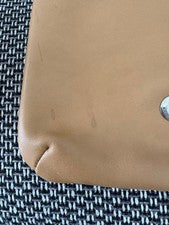 Beige shoulder bag with brand tag #QY12Z8