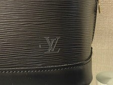 LOUIS VUITTON Epi Leather Black Handbag LV Logo Fine Scratches From Japa #QYDIQ2